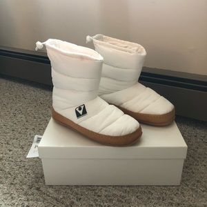 margiela puffer boots